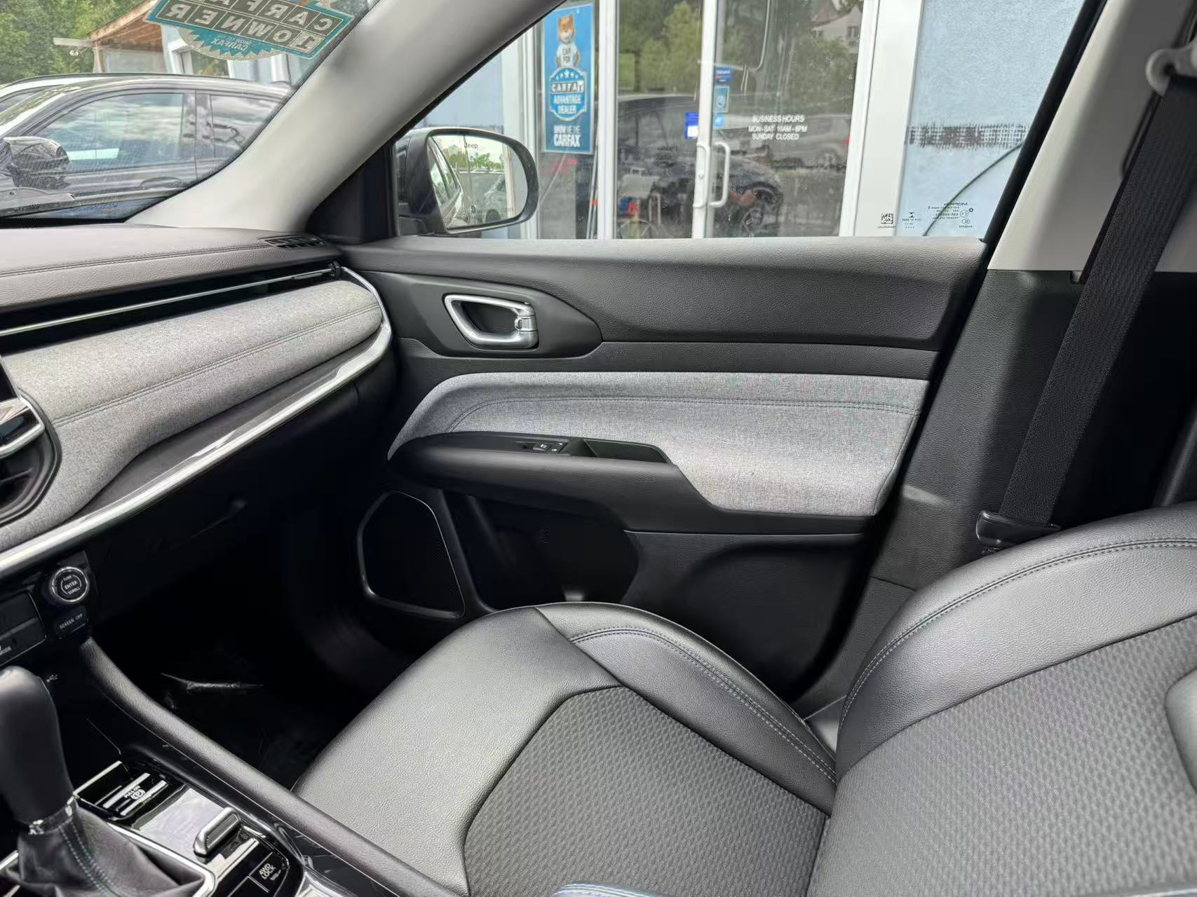 2022 Jeep Compass Latitude - Photo 19