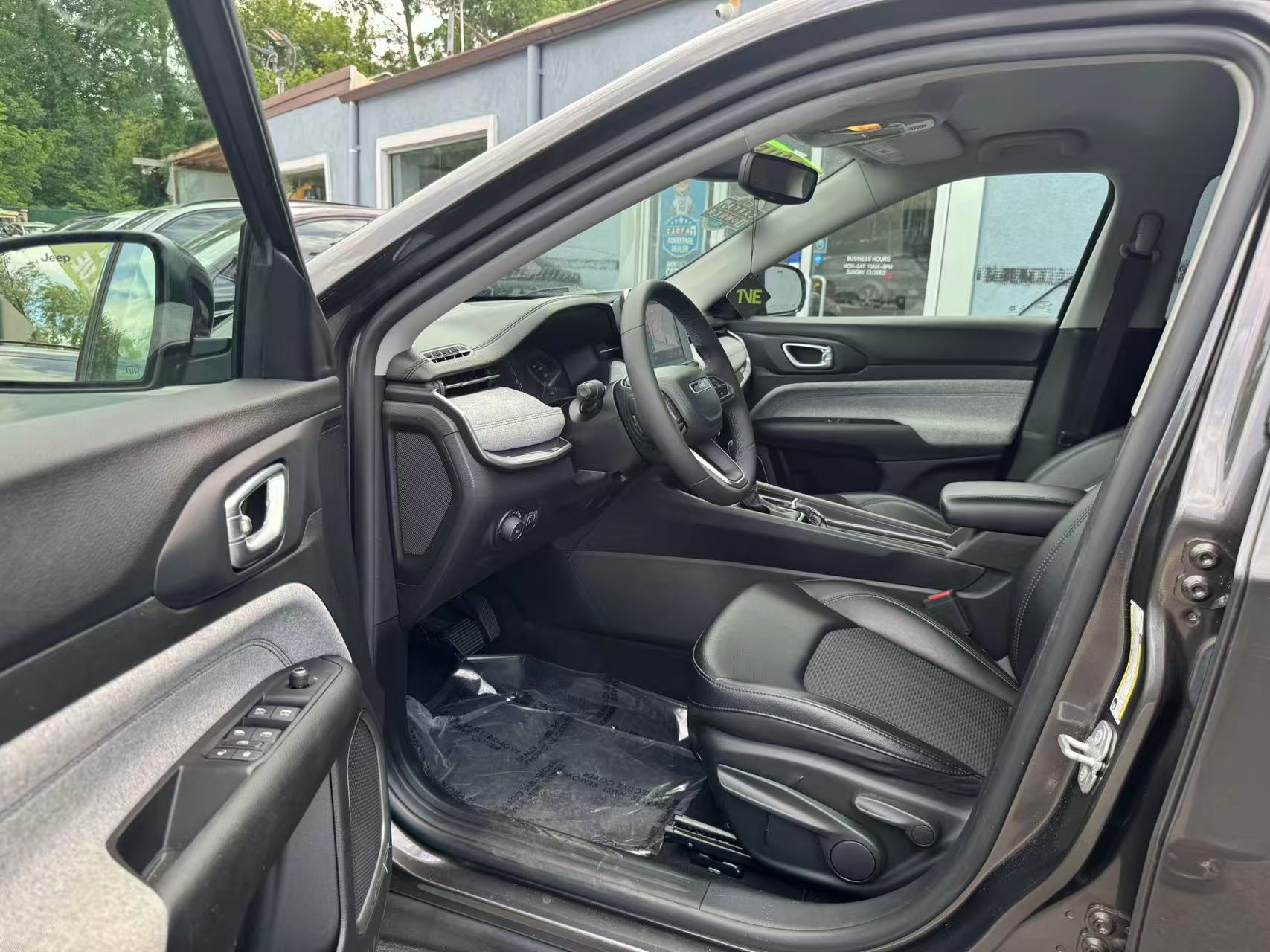 2022 Jeep Compass Latitude - Photo 20