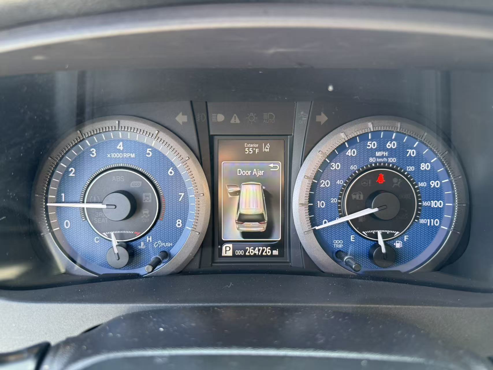2020 Toyota Sienna L - Photo 10